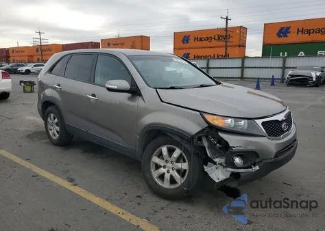 2013 Kia Sorento Lx z USA, uszkodzony, nr VIN 5XYKT3A12DG409853